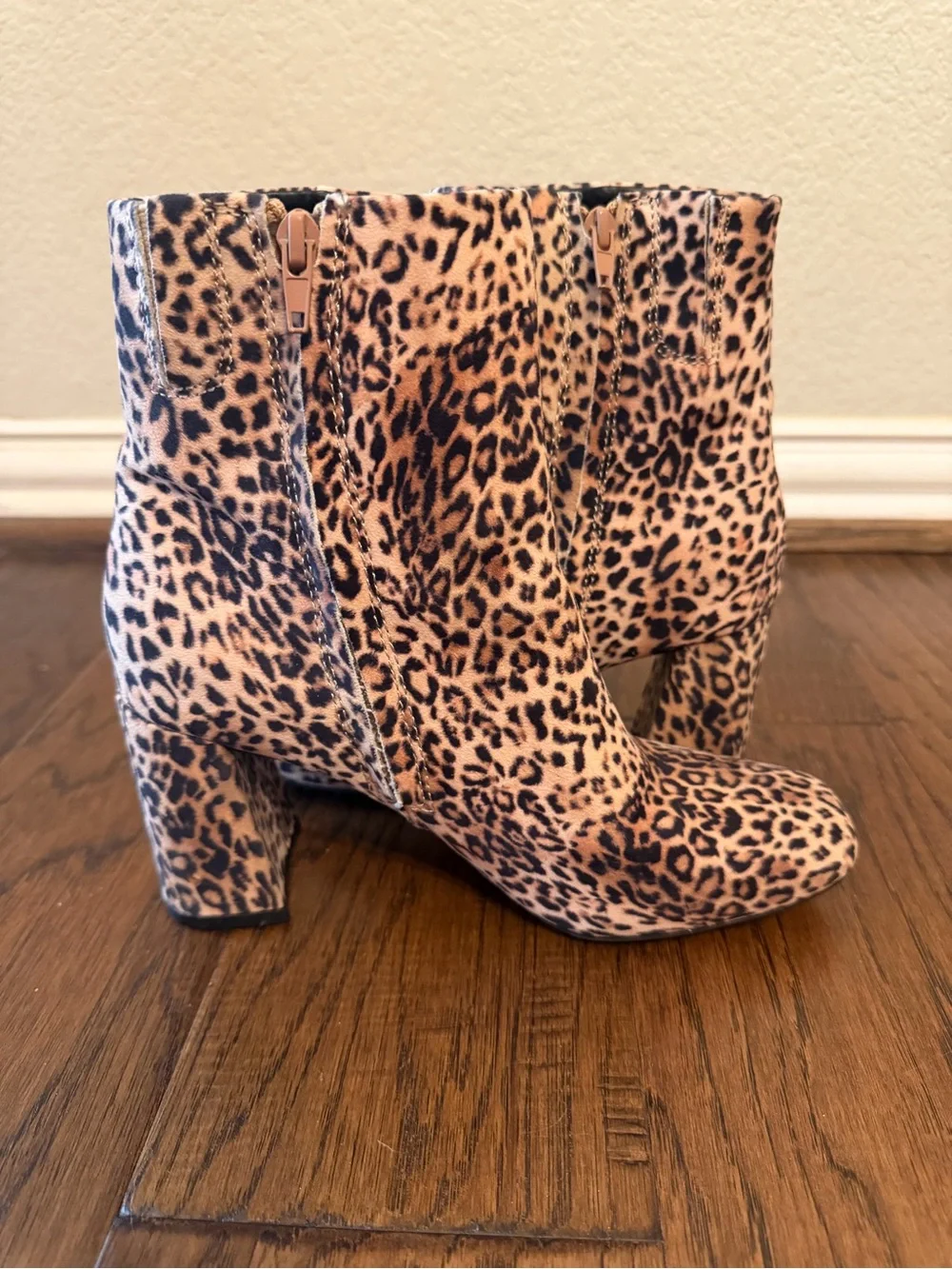 Sugar Element Leopard Print Block Heel Side Zip Ankle Boots Size 6.5